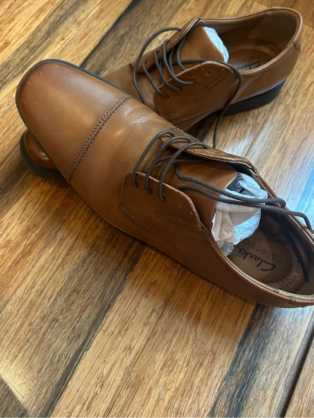 Clarks Men's Tan Leather Oxford Dress Shoes